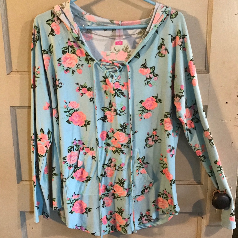 Long Sleeve tee with hood